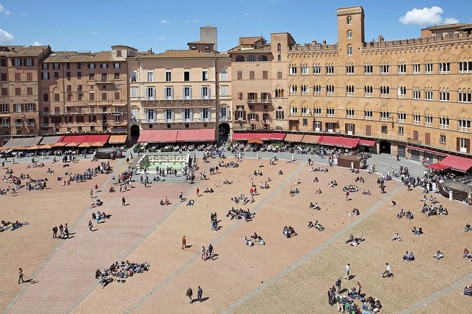 Siena and San Gimignano and Chianti Wine Small-Group Tour From Lucca - Palio Horse Race