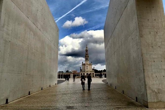 Sintra + Fatima Tour - Accessibility and Participation