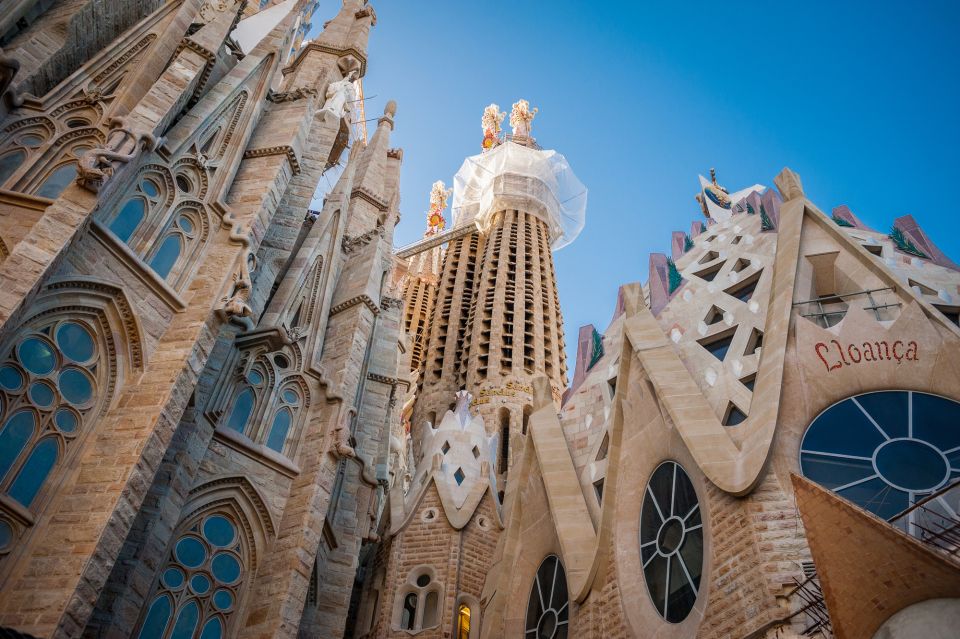 Skip-The-Line Barcelona & Montserrat Tour With Pick-Up - Transportation and Experience