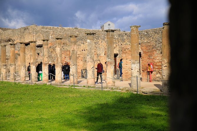 Skip-The-Lines Private Tour of Pompeii Including the Theatre the Forum and All Highlights - What to Expect