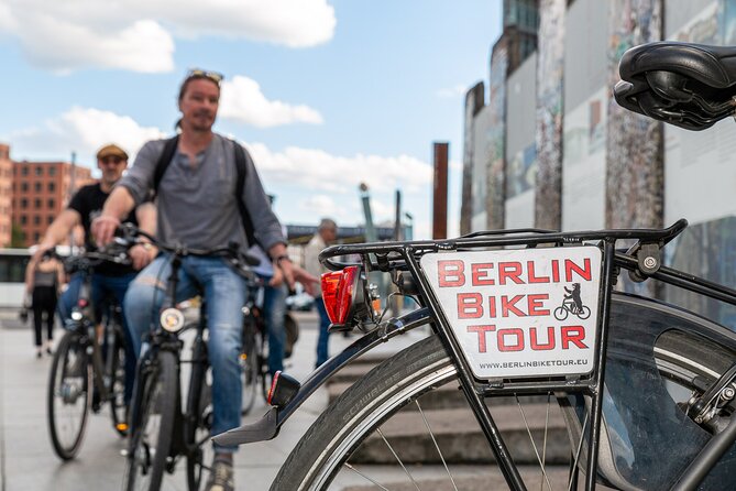 Small-Group Berlin Wall Bike Tour - Meeting Point