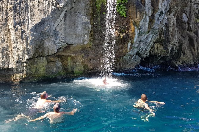 Sorrento: Exclusive Capri Private Boat Tour & Blue Grotto - Meeting and Pickup