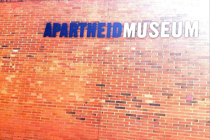 Soweto & Apartheid Museum Guided Tour - Accessibility and Pickup