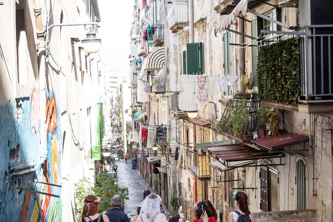 Spanish Quarter of Naples Street Art & Traditions, With Coffee and Baba - Exploring Local Traditions