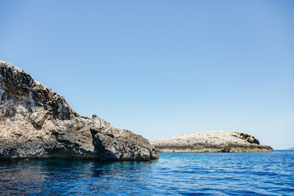 Split: Blue Cave, Vis & Hvar Full-Day Trip by Speedboat - Inclusions and Exclusions