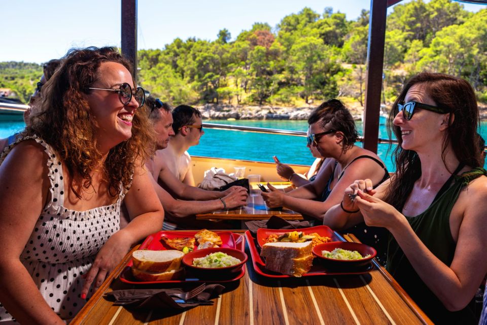 Split: Blue Lagoon Underwater Museum Tour - Onboard Experience