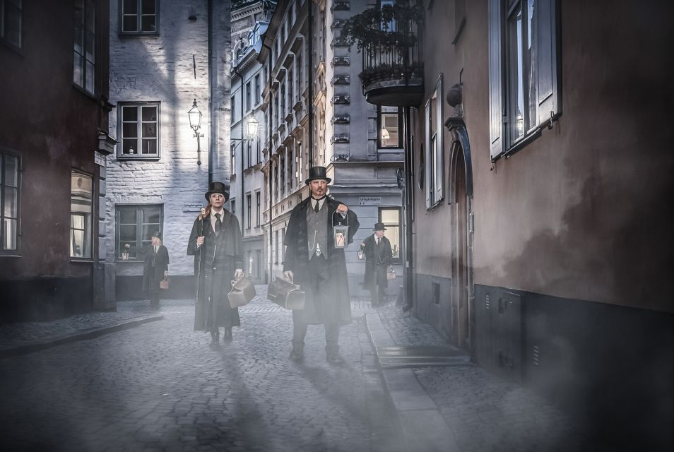 Stockholm: 1.5-Hour Ghost Walk and Historical Tour - Tales of Murders and Myths