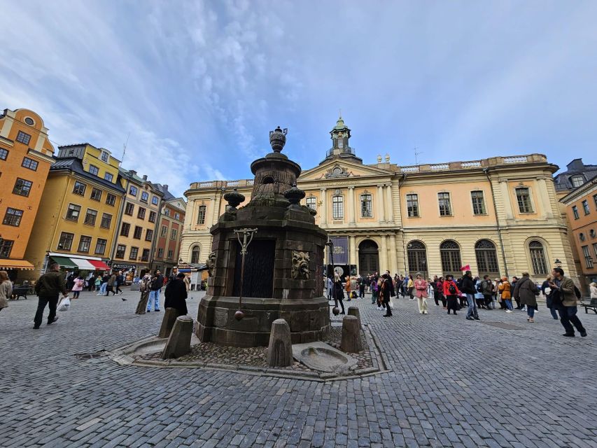 Stockholm: Gamla Stan Secrets and Old Town Walking Tour - Discovering Hidden Gems of Gamla Stan