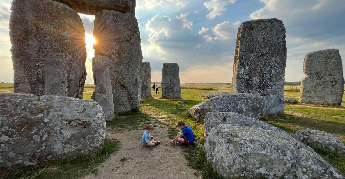 Stonehenge Private Sunset Tour With Lacock and Bath - Exploring Bath