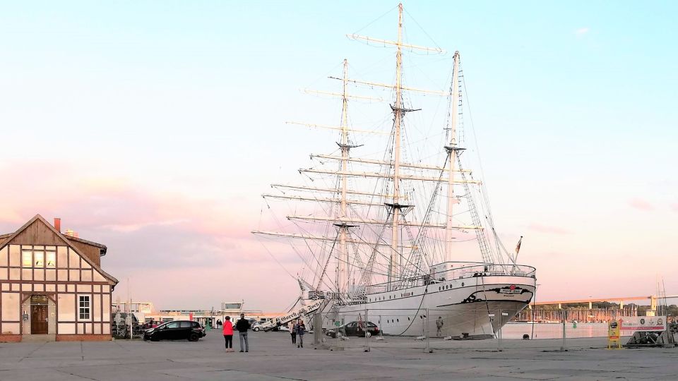 Stralsund: Historical Old Town Self-guided Walking Tour - Navigating the Self-guided Tour