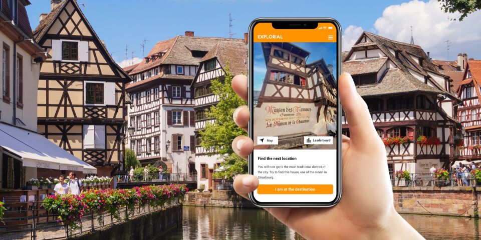 Strasbourg: Scavenger Hunt and Walking Tour - Solving Puzzles and Earning Points