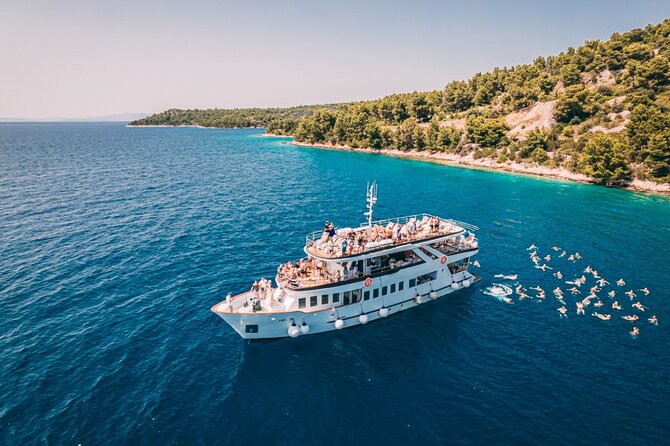 Sunset Cruise From Split With Live Music and Unlimited Open Bar - Meeting Point Details