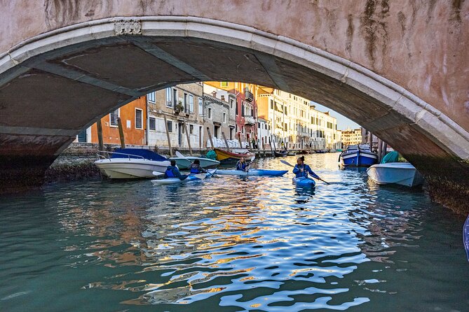 Sunset Kayak Class in Venice: Intermediate Training in the City - Requirements and Restrictions