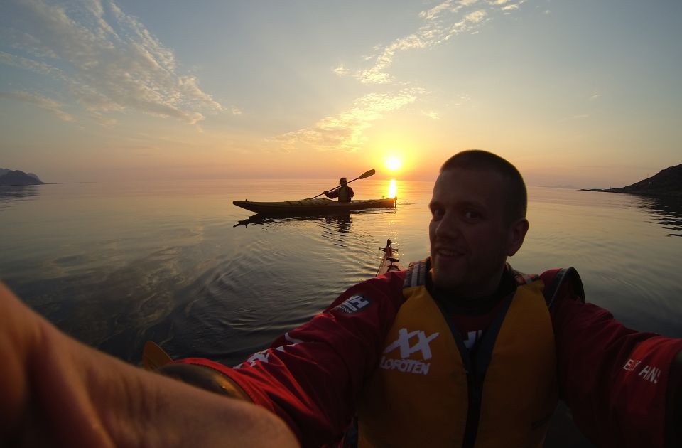 Svolvær: Evening Kayaking Adventure - Lofoten Regions History and Culture