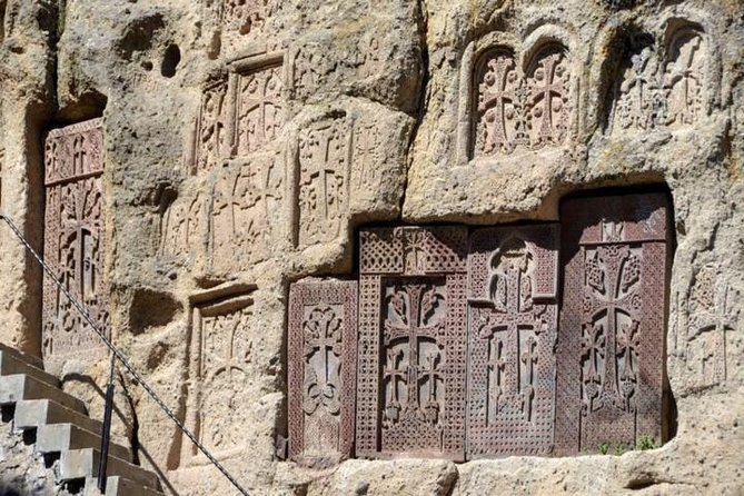 Symphony of Stones, Garni, Geghard, Photo Stop at Charents Arch - Participant Information