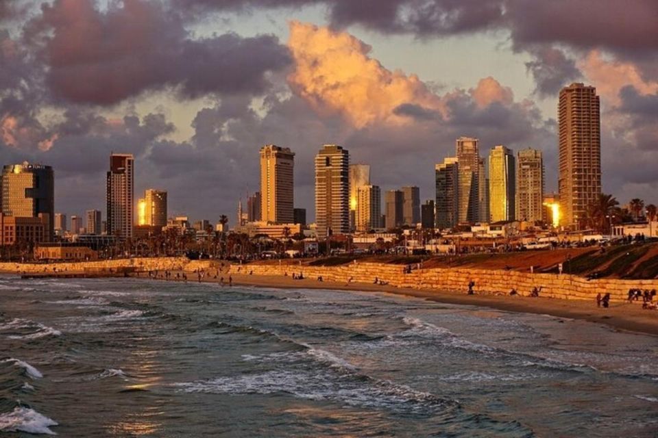 Tel Aviv : Must-See Attractions Private Walking Tour - Itinerary Highlights