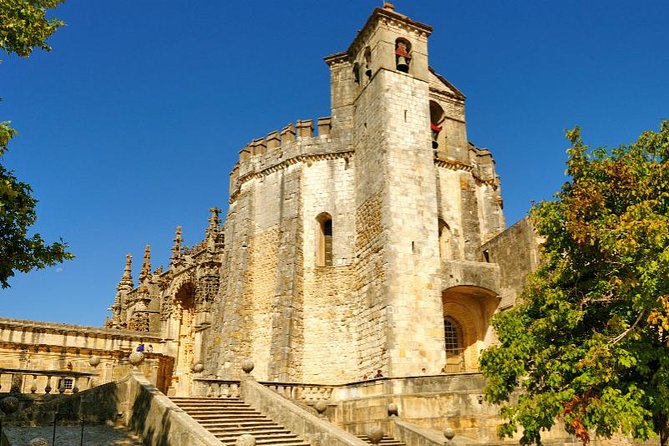 Templar River: Tomar and Almourol Shared Tour - Almourol Castle: Riverside Fortress