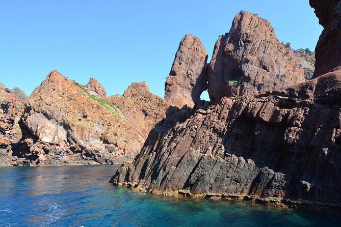 The Natural Reserve of Scandola Piana Girolata - Meeting Points and Transportation