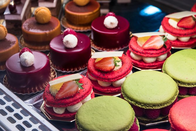 The Sweet Pastry With Locals PRIVATE Tour of Paris in Le Marais District - Dessert Tasting Highlights