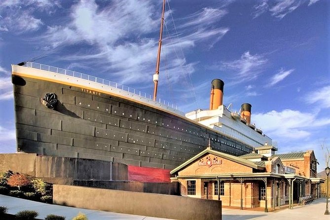 Titanic Museum Pigeon Forge Admission Ticket - Simulated Sinking Experience