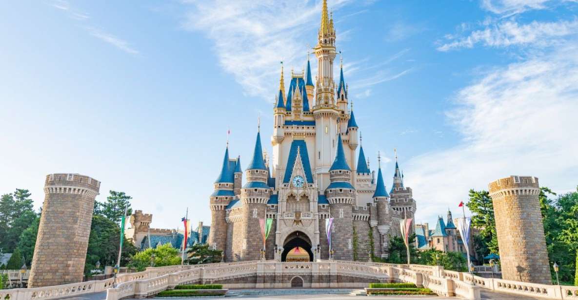 Tokyo Disneyland 1-Day Passport - Dining and Shopping Experiences