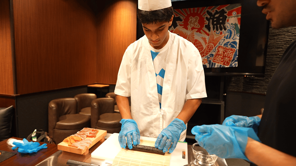 Tokyoshinjukuyasukuni: Sushi Making Experience With a Chef - Frequently Asked Questions