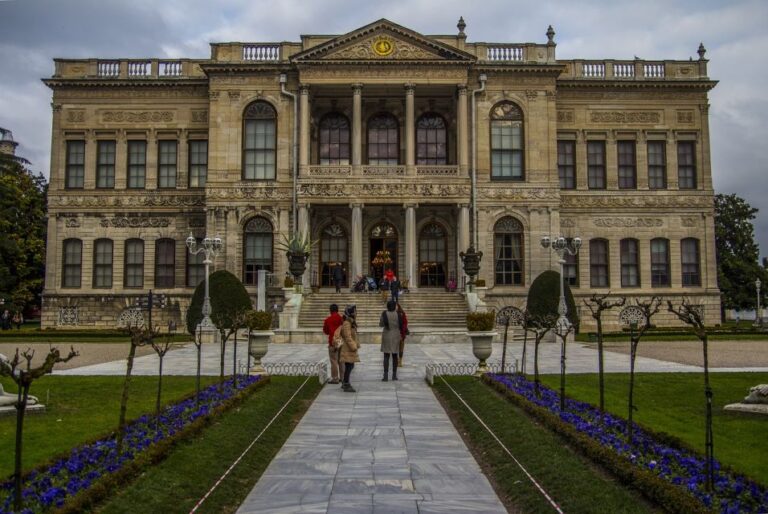 Topkapi Palace & Dolmabahce Palace Private 6 Hour Tour Tour Overview