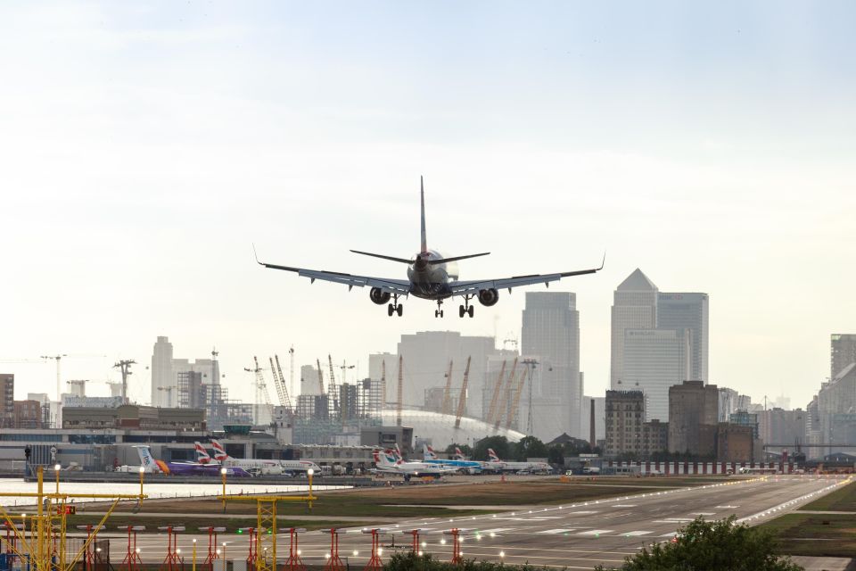 Transfer To/From London City Airport to Central London - Pricing and Booking