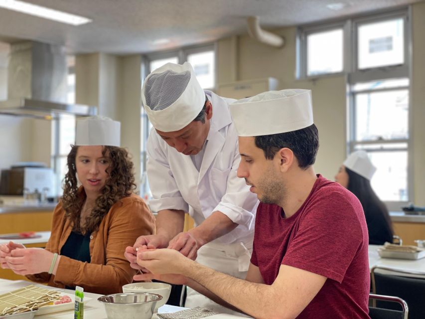 Tsukiji Fish Market : Sushi Making Class With Pro Sushi Chef - Culinary Experience