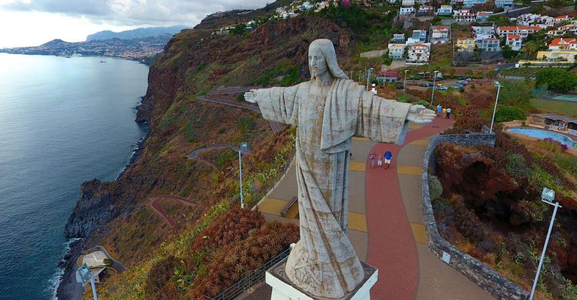 Tuk Tuk Cristo Rei - Madeira Island - Tour Highlights