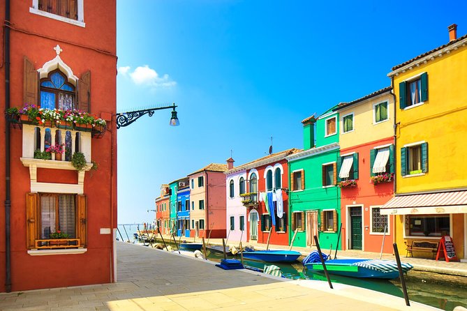 Venice Islands Boat Tour: Murano and Burano - Exploring the Colorful Burano