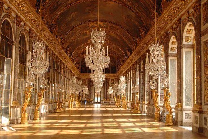 Versailles Palace Guided Tour & Gardens Option From Versailles - Meeting and Pickup Details