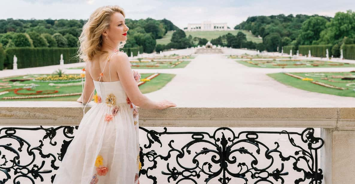 Vienna: Private Schönbrunn Gardens Photoshoot - Photography Highlights