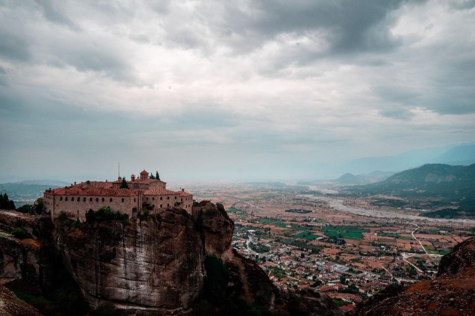 Visit Meteora Monasteries First Class Private Tour - Itinerary Highlights