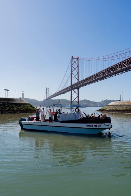 Wake up Lisbon - Private Morning Tour With Local Sailors - Architectural Highlights