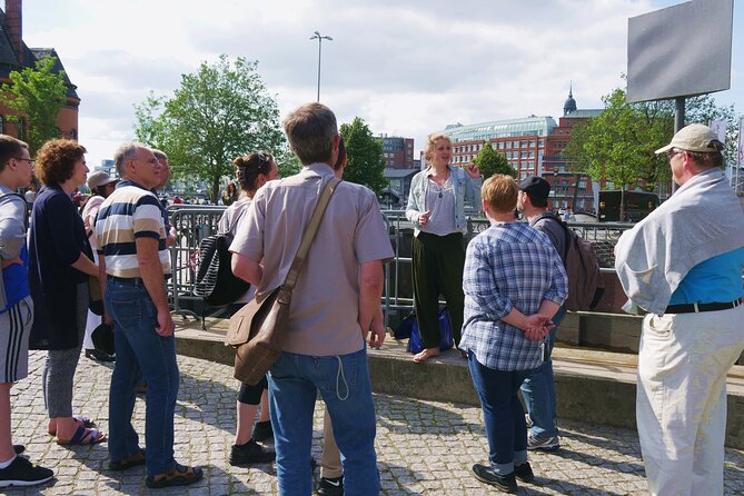 Warehouse District & HafenCity Experience Tour - Accessibility and Participation