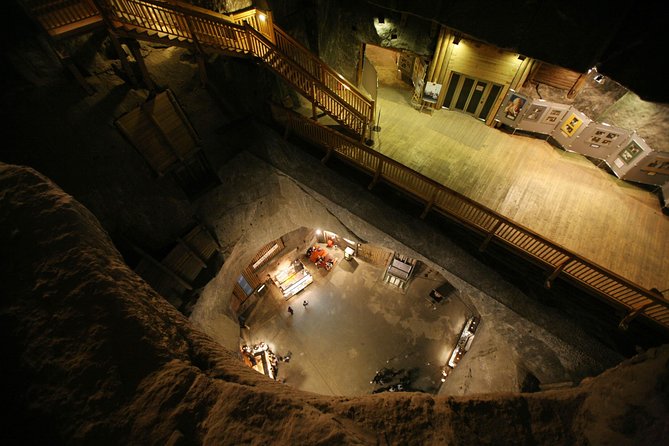 Wieliczka Salt Mine Guided Tour From Krakow With Pick-Up From Selected Hotels - Luggage and Temperature Guidelines