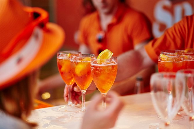 Wine Bars Hopping: Spritz & Cichetti as a Venetian - Private Tour - Meeting and Departure Points