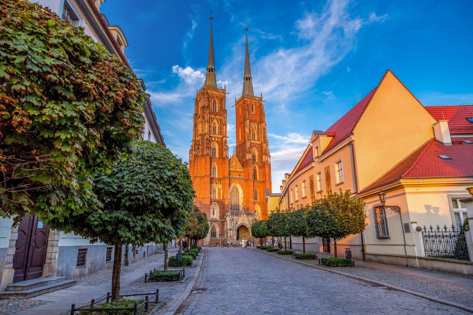 Wroclaw: 3.5-Hour City Tour With University & Cathedral - Important Information