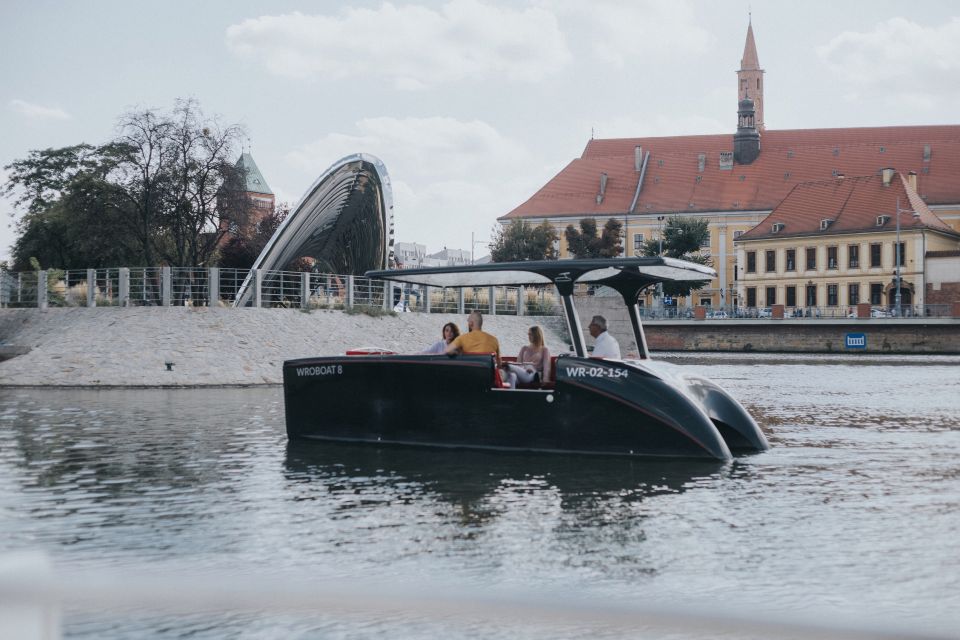 Wroclaw: Sightseeing Cruise on the Odra River - Scenic Landmarks