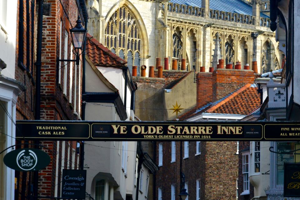 York: Private Guided Walking Tour - Included in the Tour