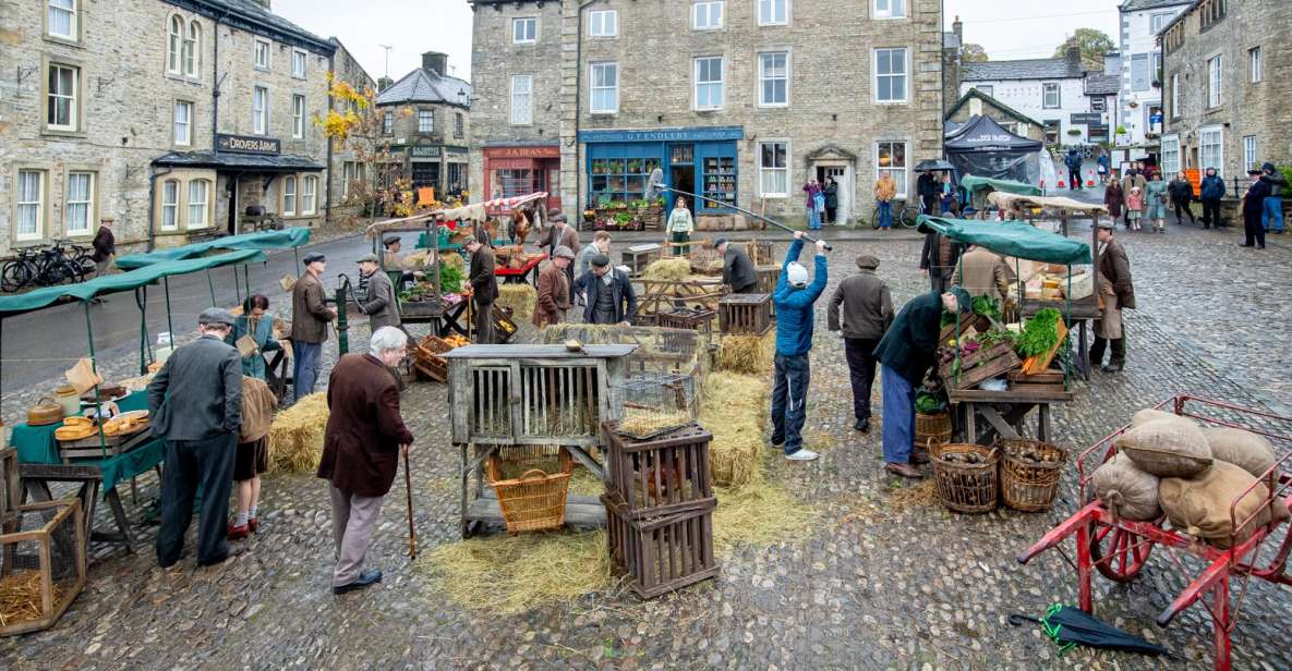 Yorkshire: All Creatures Great and Small Mini-Coach Tour - Visiting the World of James Herriot