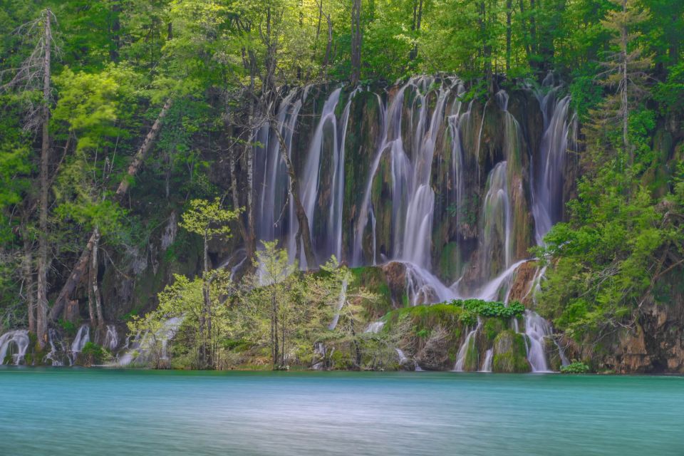 Zadar: Plitvice Lakes Guided Day Tour With Tickets - Highlights of the Tour