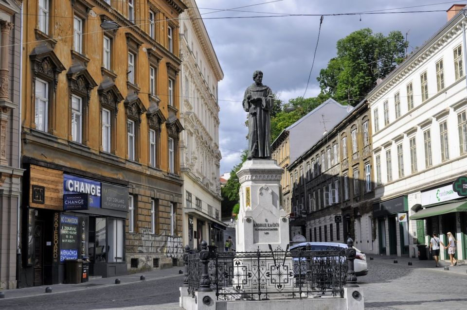 Zagreb: Old Town Outdoor Escape Game - Gameplay Features