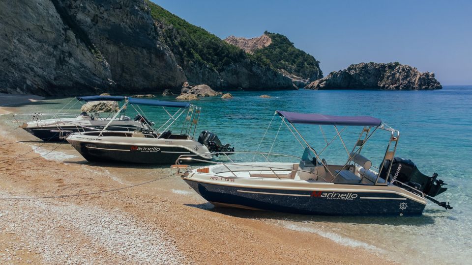 Zakynthos: Private Cruise to Shipwreck Beach and Blue Caves - Amenities and Equipment