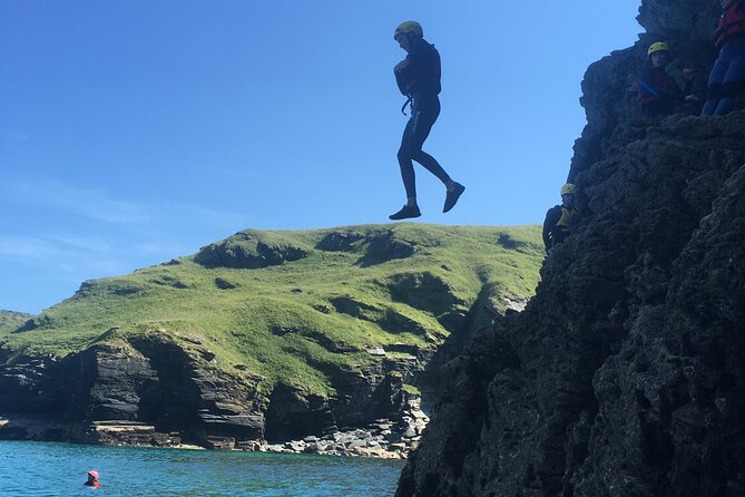 2-Hour Coasteering Adventure Near Bude - Safety Considerations