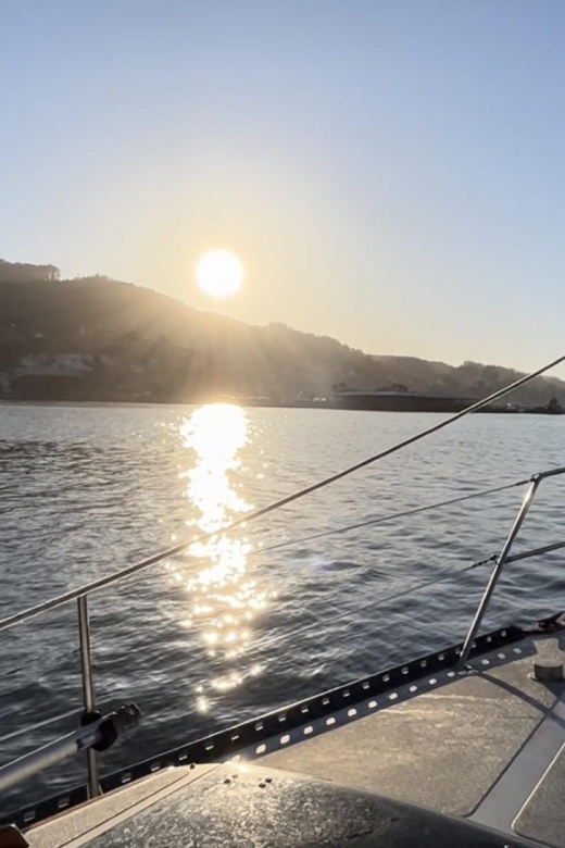 2hr - SUNSET Sailing Experience on San Francisco Bay - Highlights of the Sailing Adventure