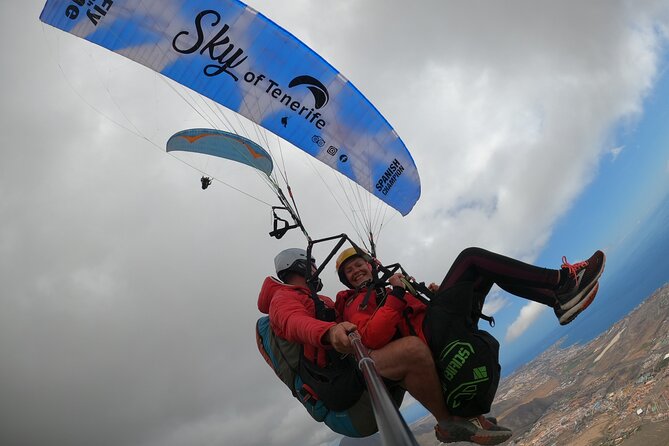 Acrobatic Paragliding Flight With Spanish Champion in Tenerife - Reviews and Ratings