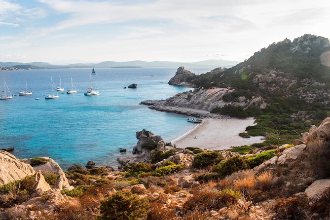 Afternoon Excursion (15: 00/19: 00) by Rubber Boat in the Archipelago of La Maddalena. - Group Size and Price