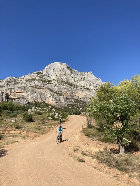 Aix-en-Provence: E-Bike Tour of Mount Sainte-Victoire - Cycling Skill and Fitness Level